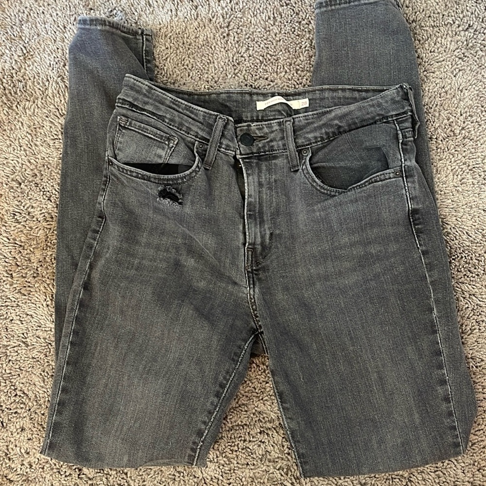 Levi’s 721 high rise skinny 28 wash black gray